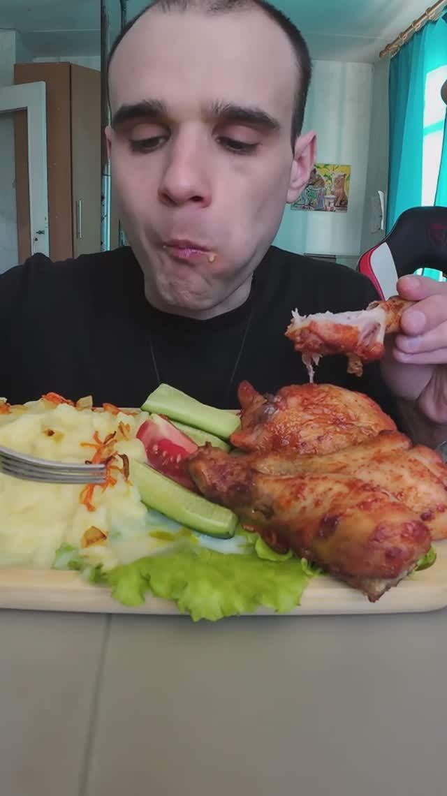 ПЮРЕ С КУРИЦЕЙ / ОВОЩИ / БУТЕРБРОДЫ / ОБЖОР / ЕДА НА КАМЕРУ / МУКБАНГ