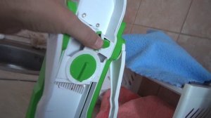 Как правильно пользоваться овощерезкой