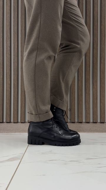 🤗🤗 С первыми лучами солнца так хочется сменить тяжелые сапоги на что-то легкое и изящное, чтобы п…