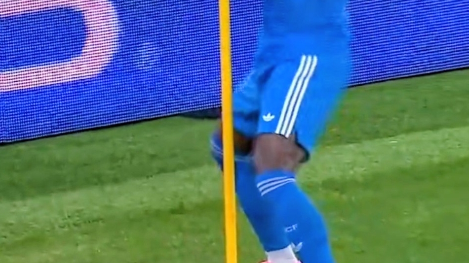 📹 Гол Винисиуса «Бенфике» смотреть онлайн