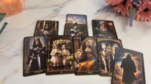 Что он чувствует к тебе сейчас ❤️🔥💐🍒Таро