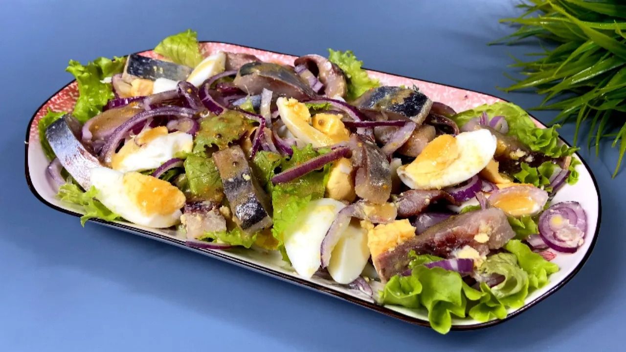 Секрет от ПОВАРА популярного РЕСТОРАНА! Вот так, надо ПОДАВАТЬ селедку на ПРАЗДНИЧНЫЙ СТОЛ! смотреть онлайн