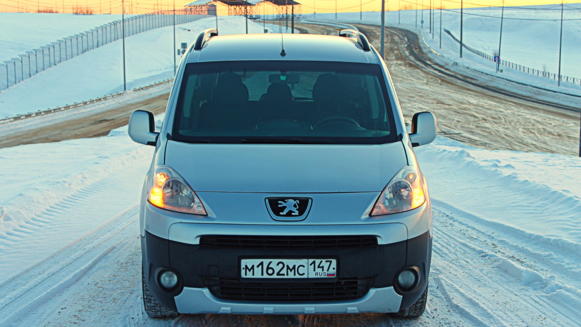 В ПРОДАЖЕ PEUGEOT PARTNER TEPEE 2011, 1,6TDi 90 л.с., МКПП, г.СПб смотреть онлайн