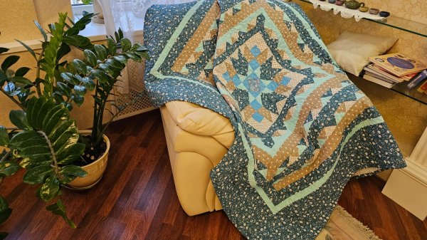 Красивое ЛОСКУТНОЕ одеяло -ПЭЧВОРК