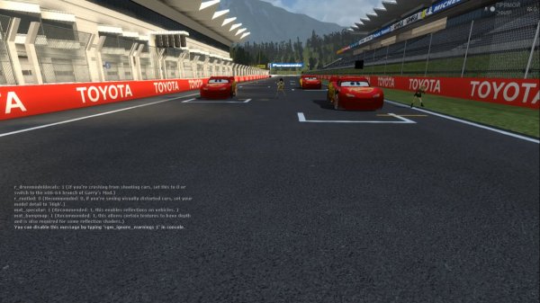 Garri's Mod Молния Маквины гонка!