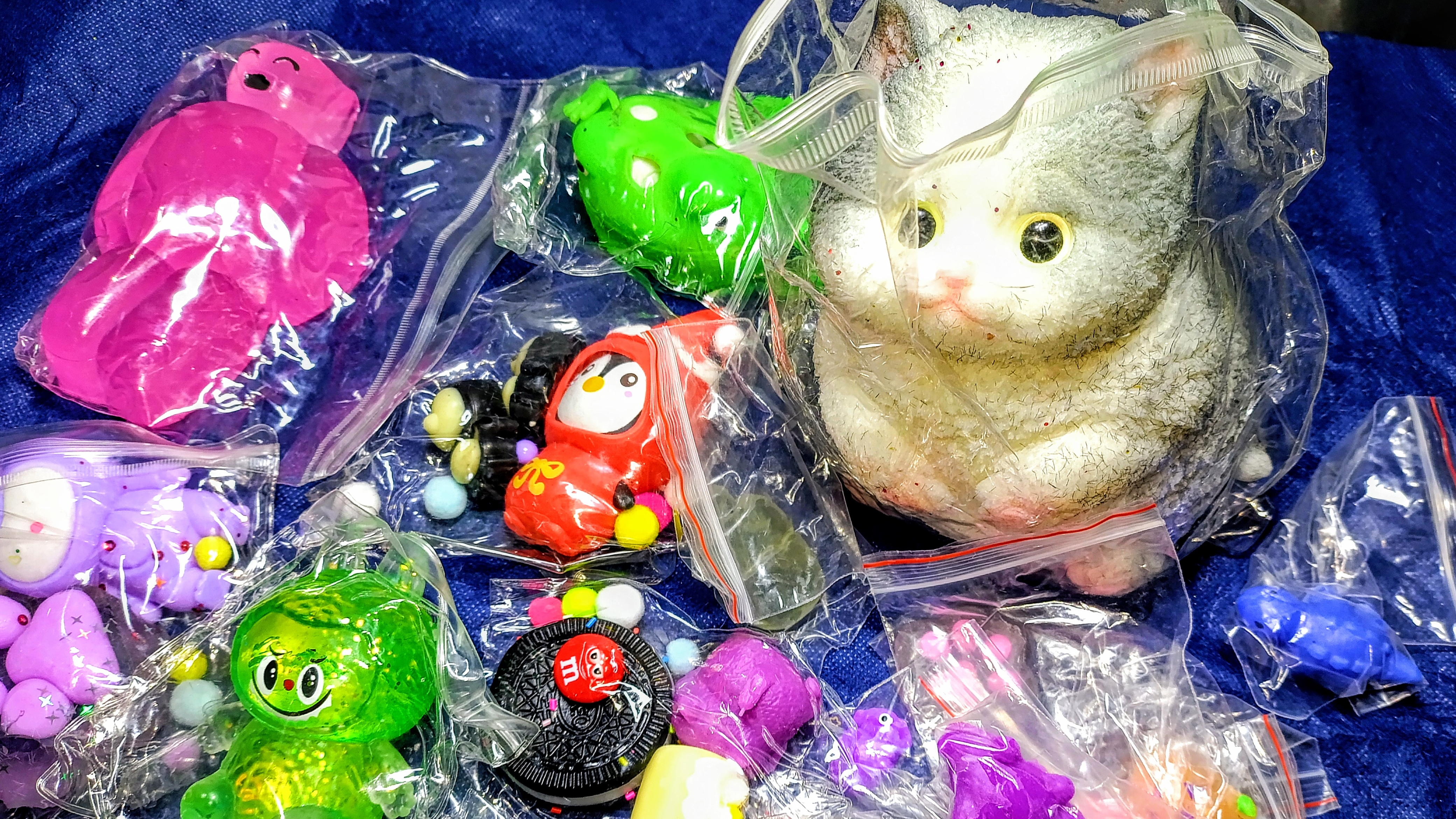 АСМР Распаковка сквишей и антистрессов🥰 ТАБА СКВИШИ лапки 🐾 приятные звуки АСМР смотреть онлайн