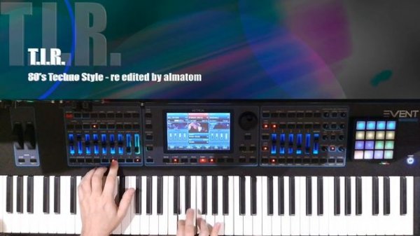 Музыка из Итальянского сериала про Дальнобойщиков на синтезаторе / T. I. R. - Ketron Event