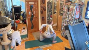 День 8 онлайн марафон ТМ про Решения. Раскрепощение поясницы, таза, вытяжение ног