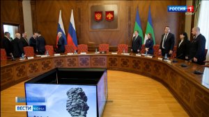 Глава Коми провёл встречу с представителями фракции «Единая Россия»