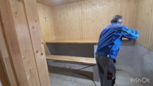 Переезд на юг. Плохая вода. Отмываем баню. Подснежники в саду.Ждём гостей.