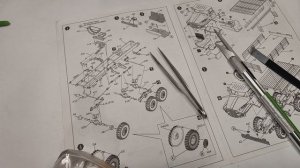 Модель автомобиля Урал-43203 от компании ICM. Масштаб 1:72. Автомобиль технической помощи. Часть 1.