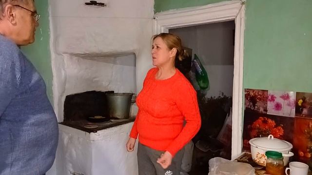 Жизнь в деревне. Котлеты да на печи смотреть онлайн