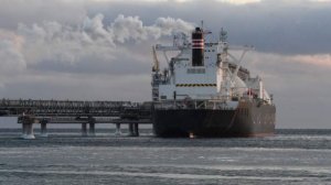 В РФ начнут выпускать новые экологичные судовые двигатели