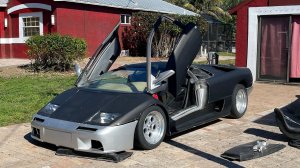 Купил Lamborghini Diablo в деревне, меня развели?