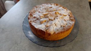 Тающая Шарлотка с яблоками быстрого приготовления