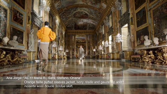 Показ коллекции Valentino весна-лето 2021