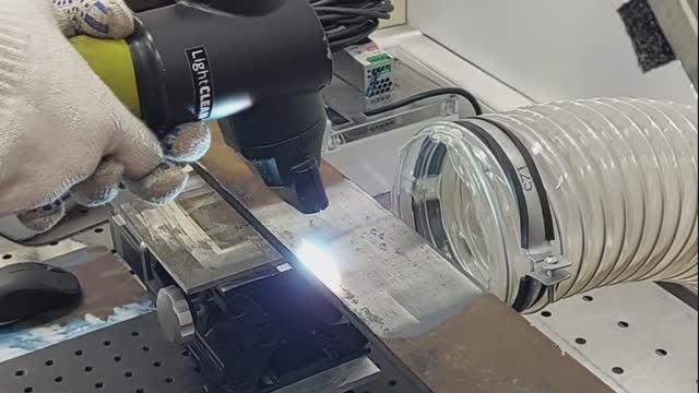 Импульсный лазерный очиститель IPG LightClean 1000w