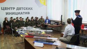 Асфар Мусаев представил личную коллекцию моделей военных кораблей и подлодок