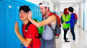 Возвращаемся в СРЕДНЮЮ ШКОЛУ На 1 День! Близнецы Стокс.