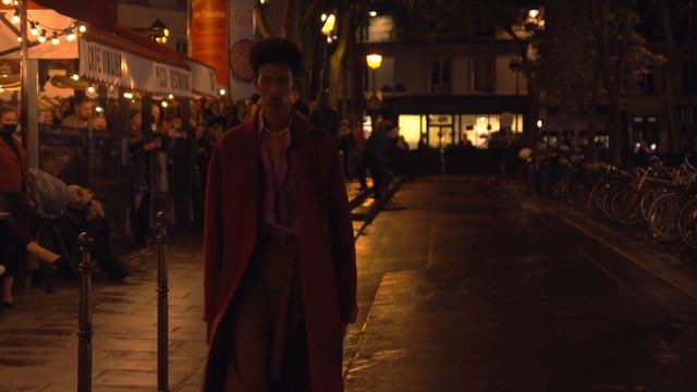 Показ женской коллекции Valentino «Rendez-Vous» весна-лето 2022