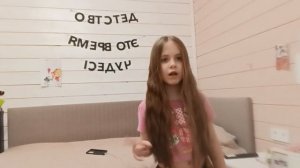 сборник песен Анны немченко 1.танцпол везде 2.замужем 3.чё с нами делает любовь