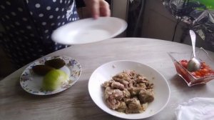 Жизнь пенсионеров.Всего помаленьку.