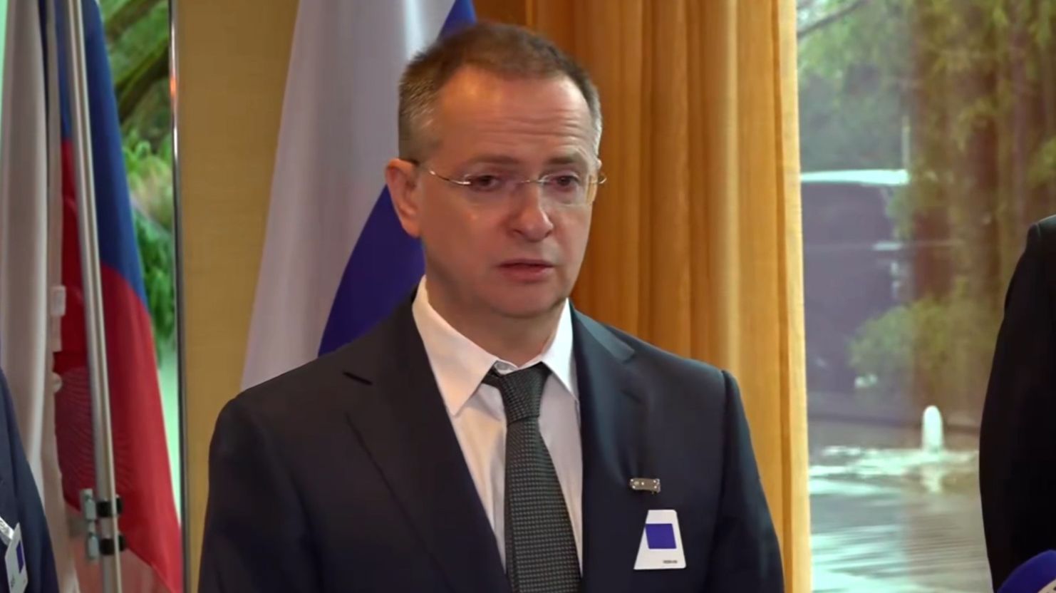 Тяжелые переговоры и балтийский горизонт смотреть онлайн