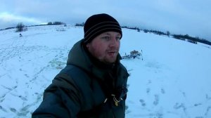 ДА СКОЛЬКО ЩУКИ В ЭТОЙ ЛУНКЕ.Рыбалка на жерлицы.