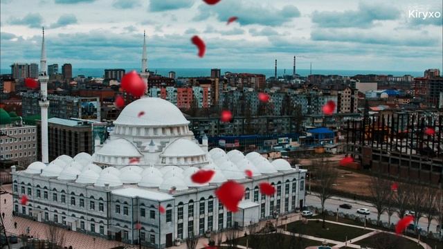 Нашид Асубуху бада из мавлида 2013 года в джума мечети города Махачкала.