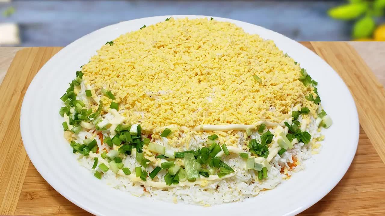 Очень Вкусный Слоеный Салат "ИРИНА". Не ожидал Такого Результата!! смотреть онлайн