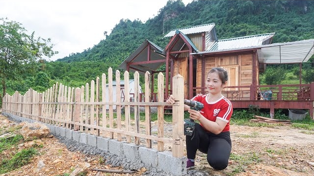 Строю деревянный забор вокруг моего нового дома. Серия 14. Хуан Ли смотреть онлайн