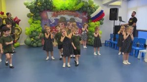 Детский танец Первым делом самолёты