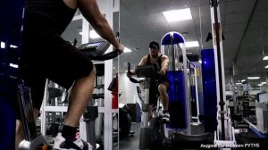 Кардио для Сжигания жира по 45 минут утром и вечером 120 ударов в минуту.