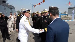 Корвет «Стойкий» и ВМС Ирана провели маневры в Оманском заливе.