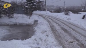 ЖИТЕЛЬНИЦЫ ПЕРЕУЛКА ЗЕЛЕНЫЙ ГОРОДА ЖЕЛЕЗНОГОРСКА ПОЖАЛОВАЛИСЬ НА НЕЧИЩЕНЫЕ ДОРОГИ