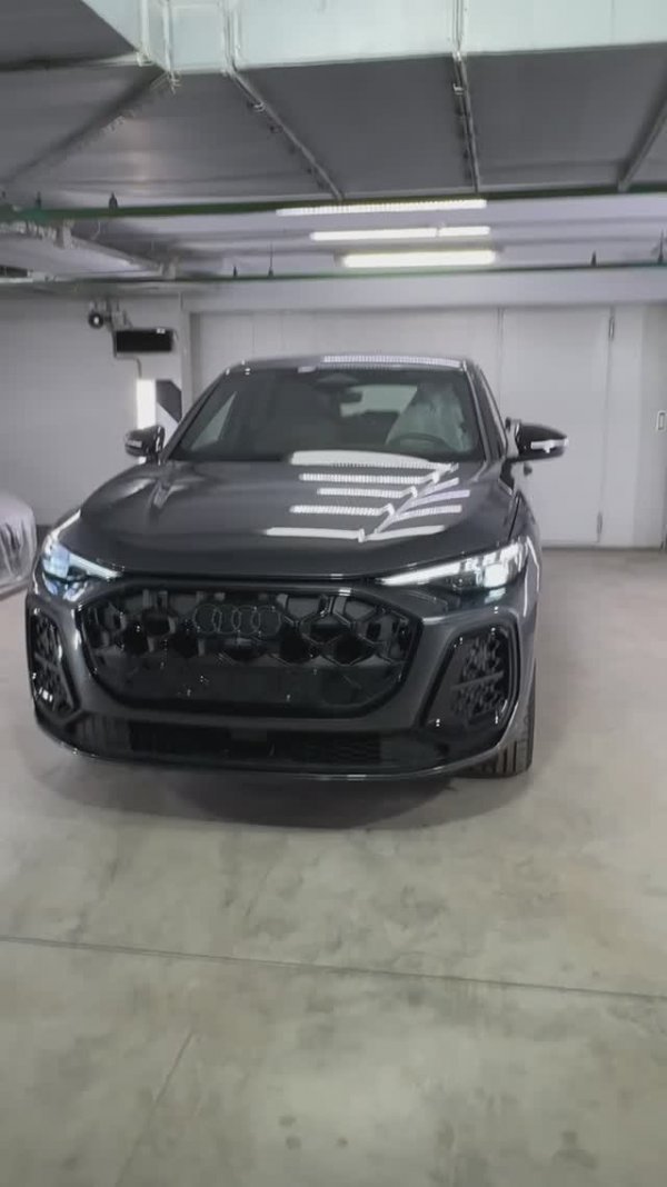 Audi Q5 sportback -25