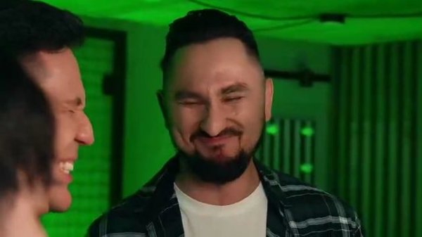 Слепой стол!
(Дима Масслеников)