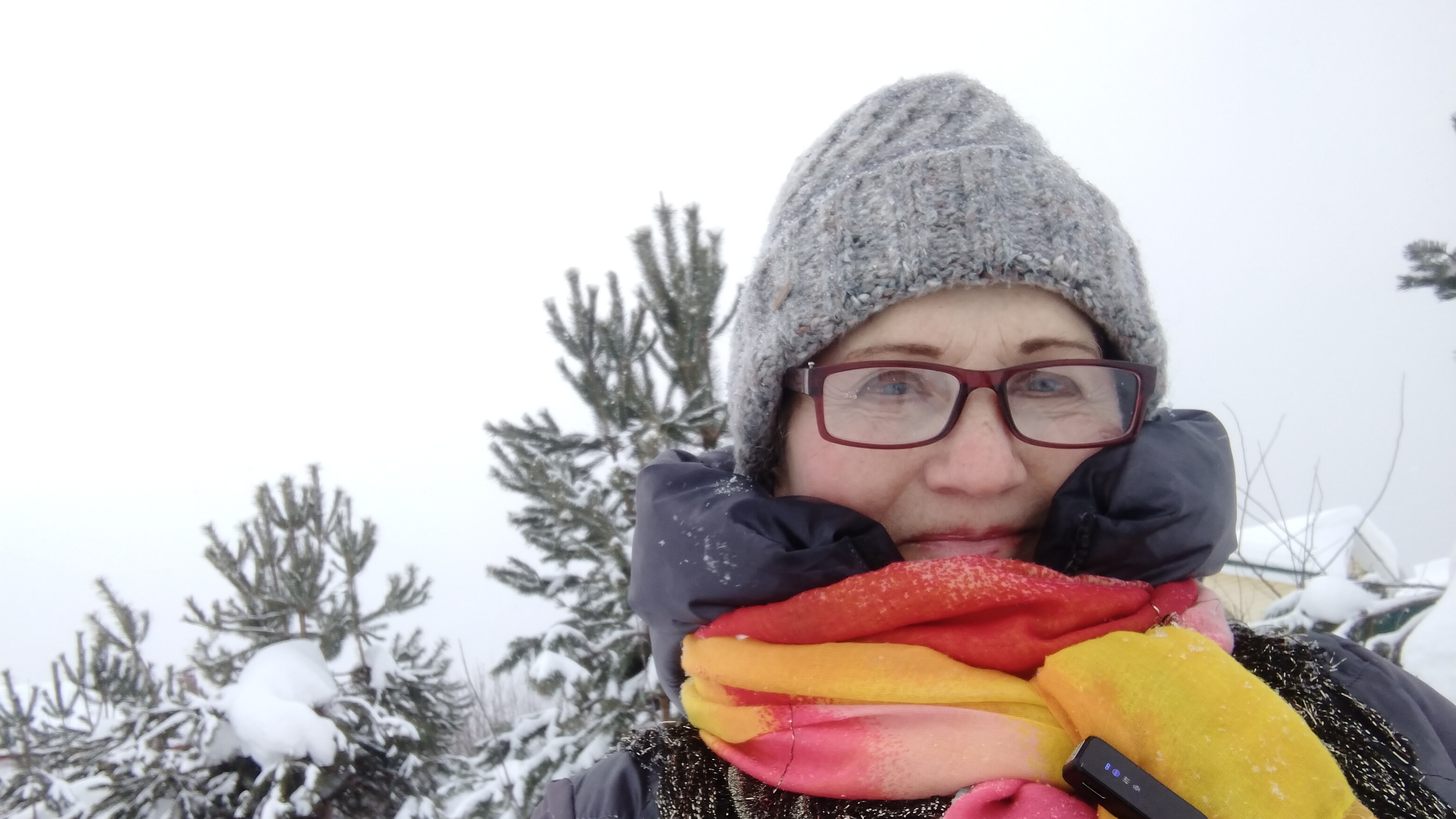 Снегопад и сугробы 2-х метровые в феврале