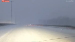 В Москве лютый снегопад #москва #москвасегодня #снегопад