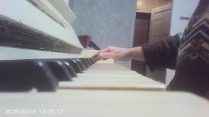 Пианино: Арпеджио - подъём и спуск по Си-мажор