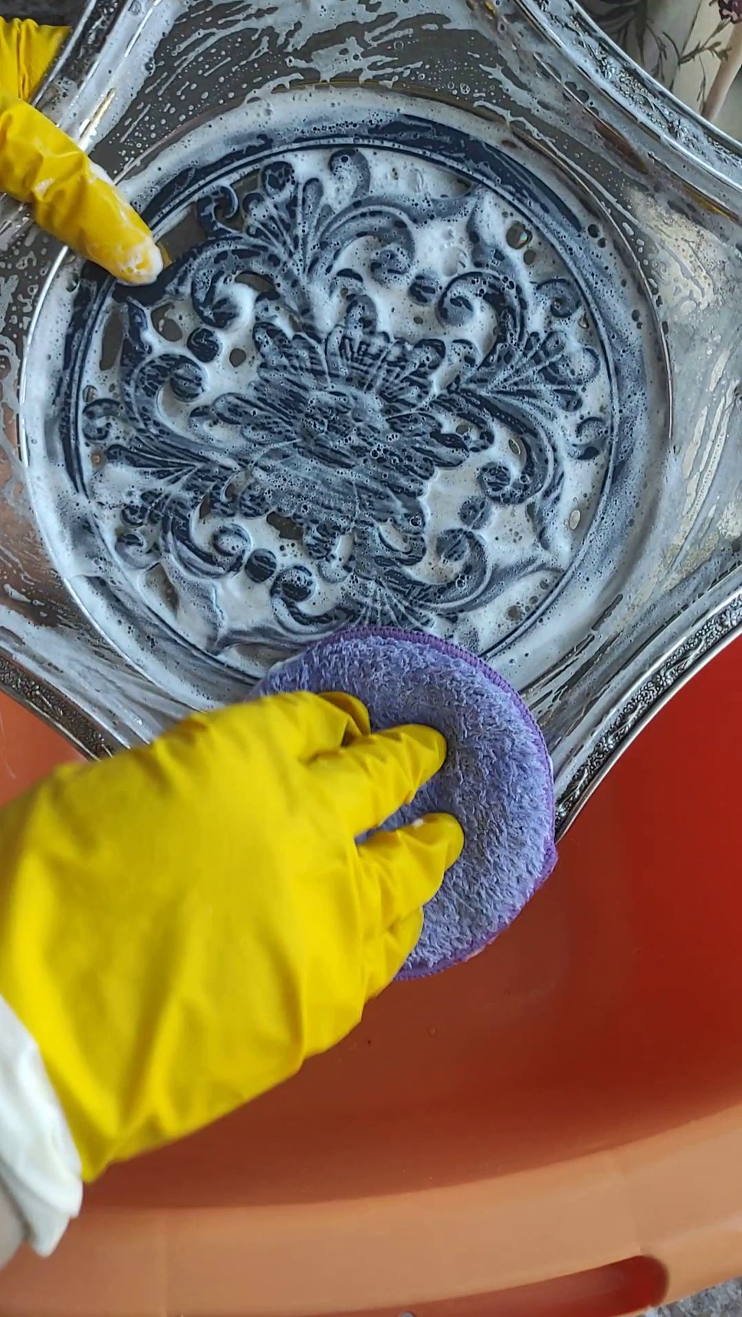 Любимый поднос. Мыльные ванны. Удачная покупка с барахолки.