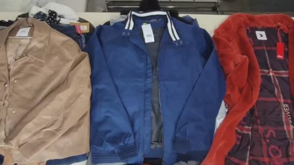 Лот 2089 Микс бренды S.Oliver OVS RINA SCIMENTO 2410р_кг 23кг 58ед