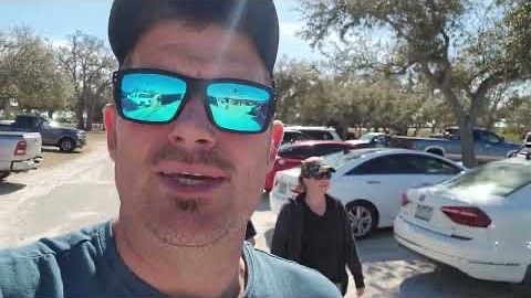 Канадская семья в НН.. Is The Red Barn Worth It? Exploring This Florida Favorite!