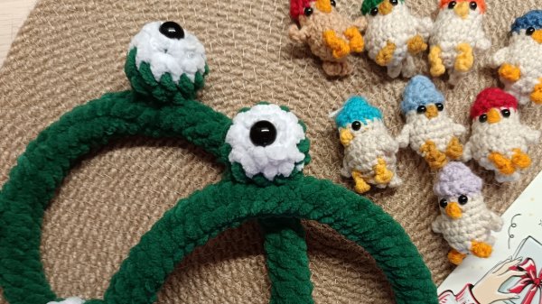 Новенькие игрушечки /подарок от Леночки к 8 марта