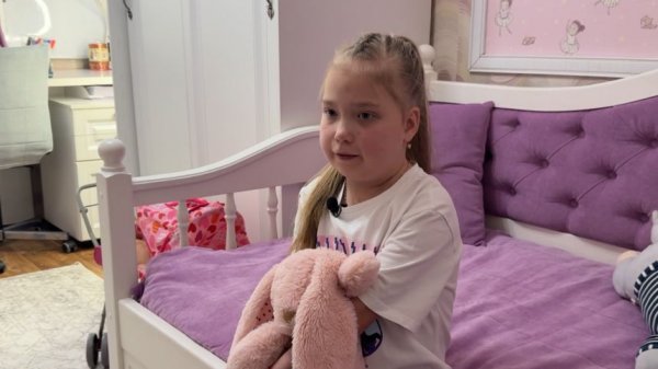 На Пятом канале акция «День добрых дел» для 11-летней Карины