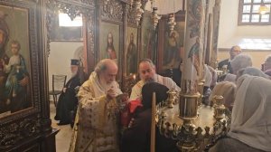 Причастие на храмовом празднике в монастыре Симеона Богоприимца. Причащает Патриарх