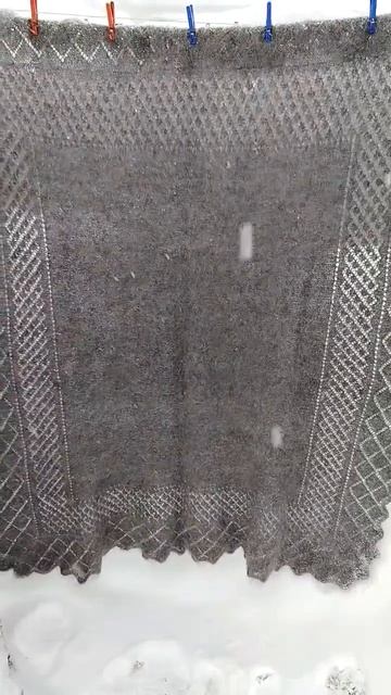 Пуховый платок плед. Видео отзыв моей покупательницы Людмилы смотреть онлайн