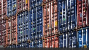 Песков заявил о заинтересованности в развитии экономического взаимодействия с США