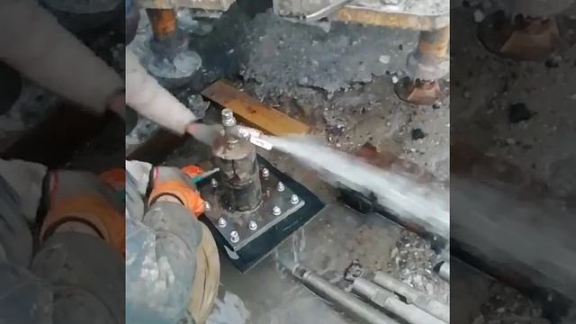 Скважина на воду. Самоизлив. 2020г.