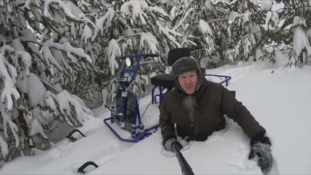 Мотобуксировщик с лыжным модулем Альбатрос-XLV9 по глубокому снегу! Игрушка или настоящий снегоход? смотреть онлайн